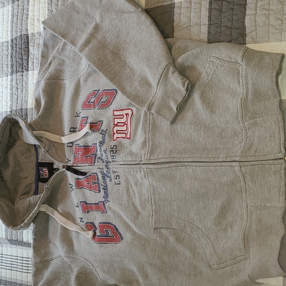 NFL New York Giants hooded sweatshirt